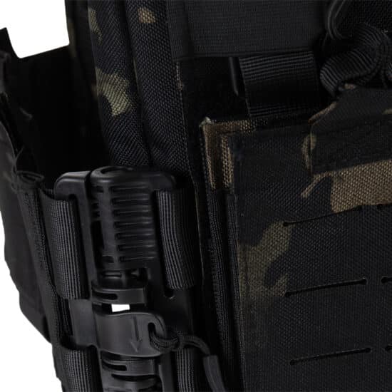 DELTA_SIX_WASP_Premium_Plate_Carrier_Plattenträger_Weste_black_multicam_side