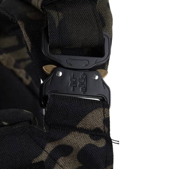 DELTA_SIX_WASP_Premium_Plate_Carrier_Plattenträger_Weste_black_multicam_straps