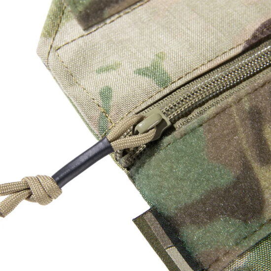 Molle_Tiefschutz_fuer_Tactical_Westen_und_Plate_Carrier_mit_Klettverschluss_Details_Reissverschluss.jpg